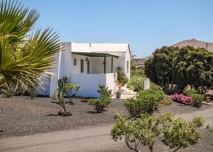 בית נופש Casa De La Huerta By Villalize *