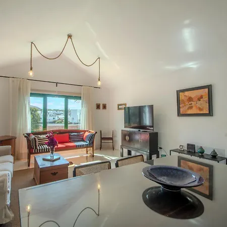 Casa De La Huerta By Villalize